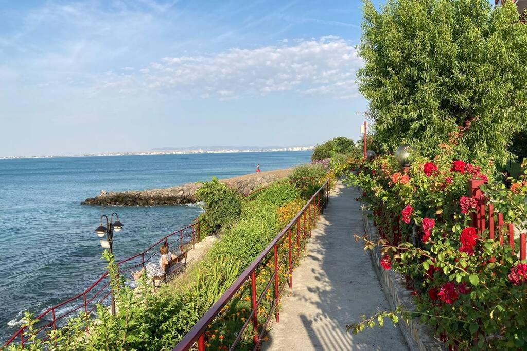 Marina View Fort Beach Studio Светий Влас Екстер'єр фото